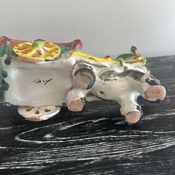 Vintage Italian donkey pulling cart flower planter. - Picture 8 of 10